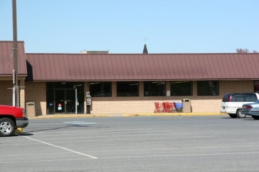 17092 S DuPont Hwy, Harrington, DE à louer - Photo du bâtiment - Image 2 de 4
