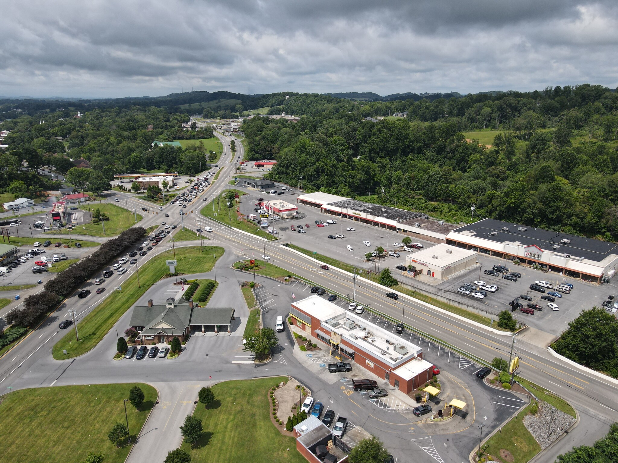 507 Boones Creek Rd, Jonesborough, TN for lease Primary Photo- Image 1 of 24