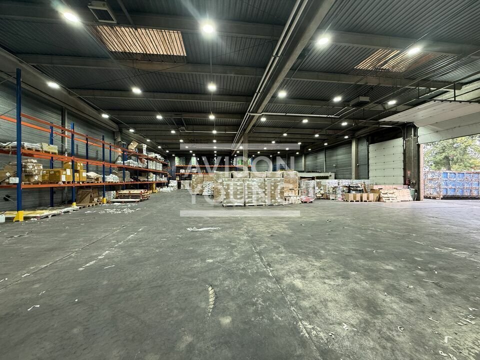Industrial in Gonesse for lease Building Photo- Image 1 of 6