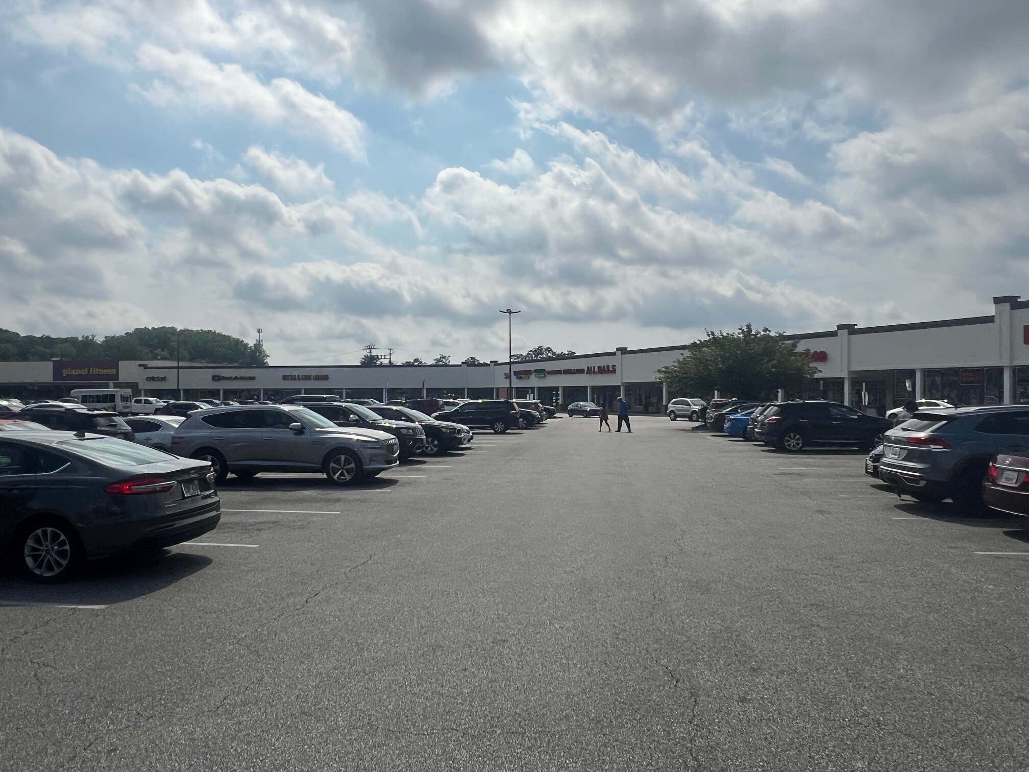 6800 Loch Raven Blvd, Baltimore, MD for lease Building Photo- Image 1 of 10