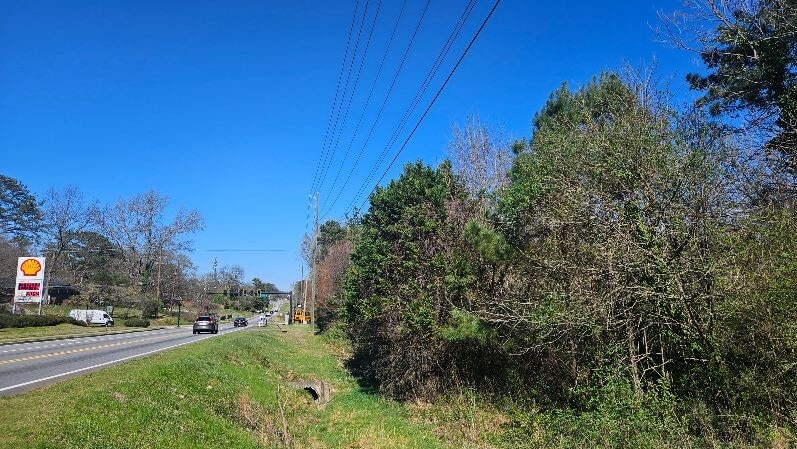 4170 Thurman Dr, Forest Park, GA for sale - Building Photo - Image 3 of 5