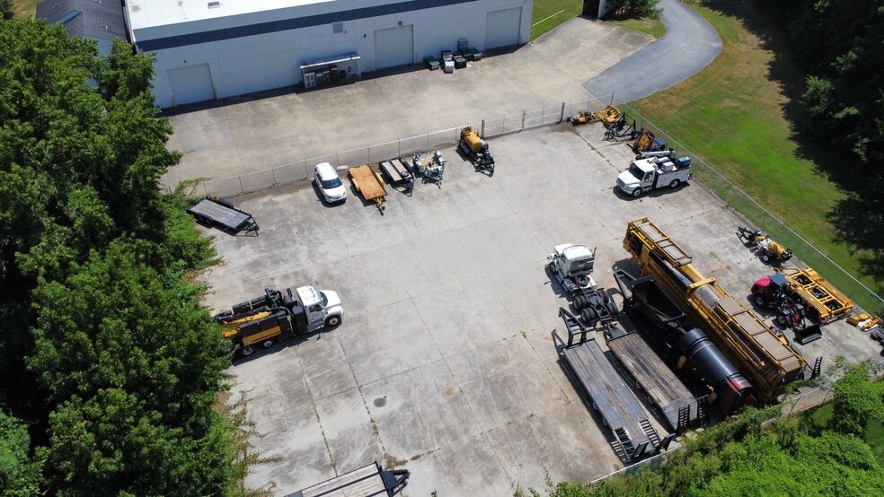 1300 Gresham Rd, Marietta, GA for lease - Aerial - Image 2 of 4