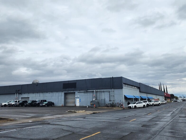 909-911 Spiva Ave, Yuba City, CA à louer - Photo du bâtiment - Image 2 de 12