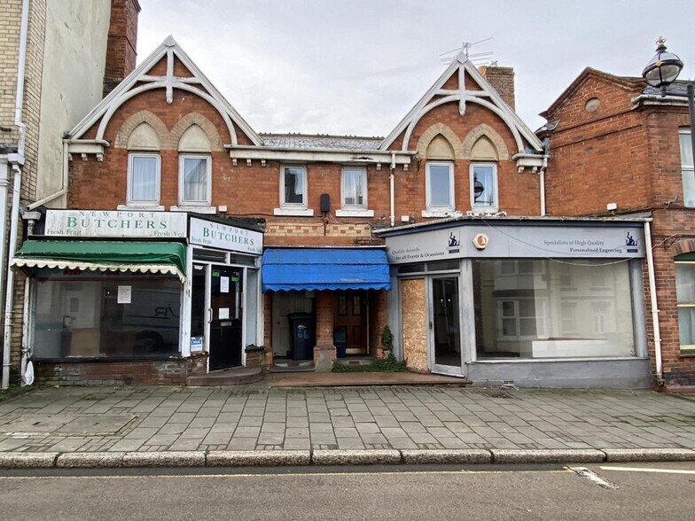 66-67 Newport Rd, Barnstaple à vendre - Photo du bâtiment - Image 1 de 3