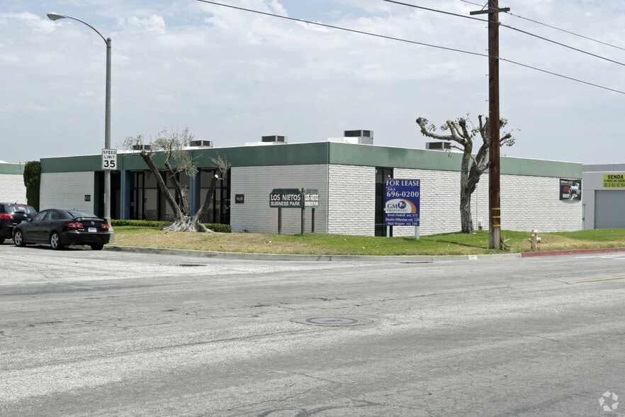 9624 John St, Santa Fe Springs, CA à louer - Photo principale - Image 2 de 23