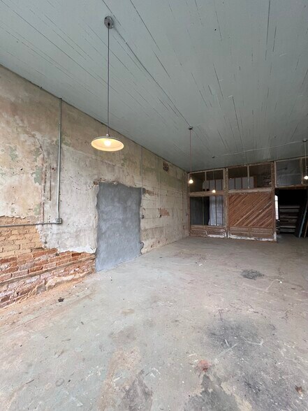 73 North Ave, Comer, GA à louer - Photo du bâtiment - Image 2 de 8