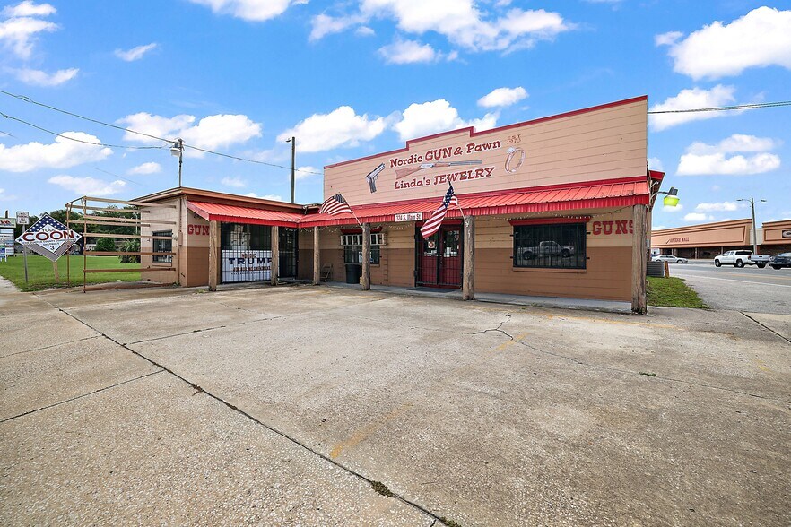 324 S Main St, Wildwood, FL à vendre - Photo du bâtiment - Image 1 de 8