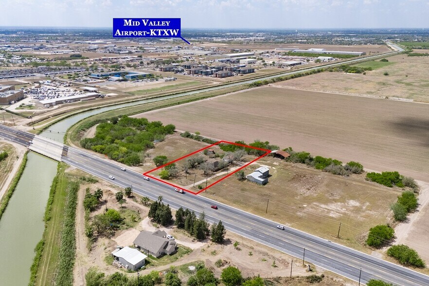 3139 International Boulevard, Weslaco, TX à vendre - Photo du bâtiment - Image 3 de 3