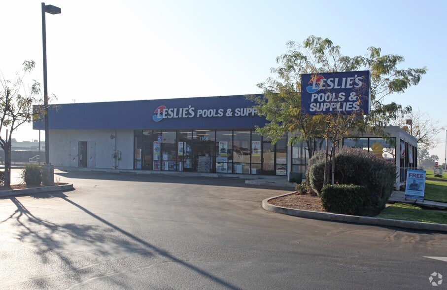 1166 S Main St, Manteca, CA à vendre - Photo du bâtiment - Image 3 de 3