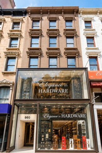 Plus de détails pour 860 Lexington Ave, New York, NY - Commerce de détail à vendre