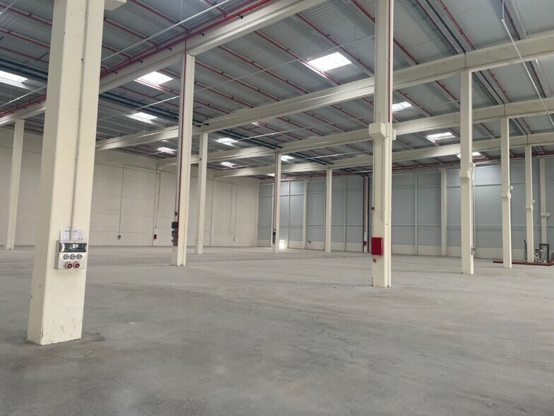 Calle Acústica, 25, SEVILLA, Sevilla for lease - Building Photo - Image 3 of 11