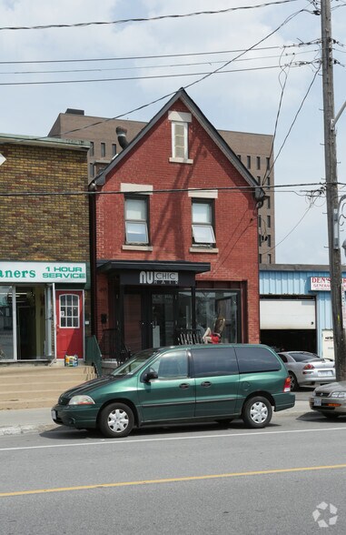 449 Preston St, Ottawa, ON à vendre - Photo du bâtiment - Image 2 de 2