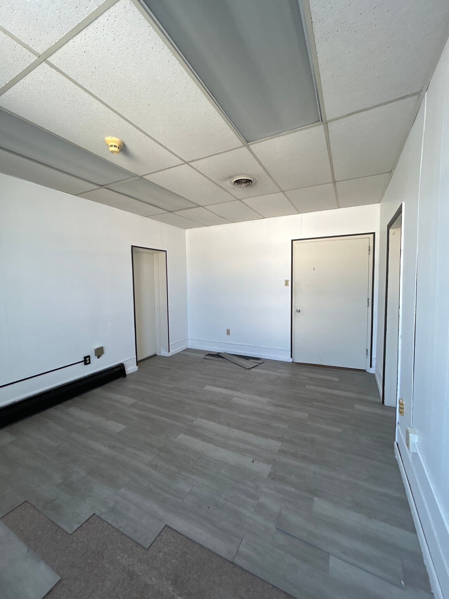 1200 E High St, Pottstown, PA for lease Interior Photo- Image 1 of 2