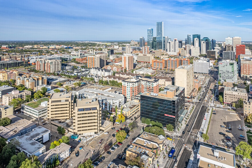10180 112th St NW, Edmonton, AB for lease - Aerial - Image 2 of 8
