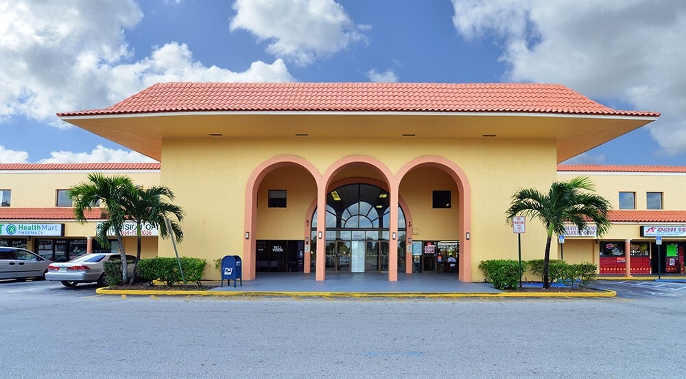 5500 W Oakland Park Blvd, Lauderhill, FL for lease Building Photo- Image 1 of 6