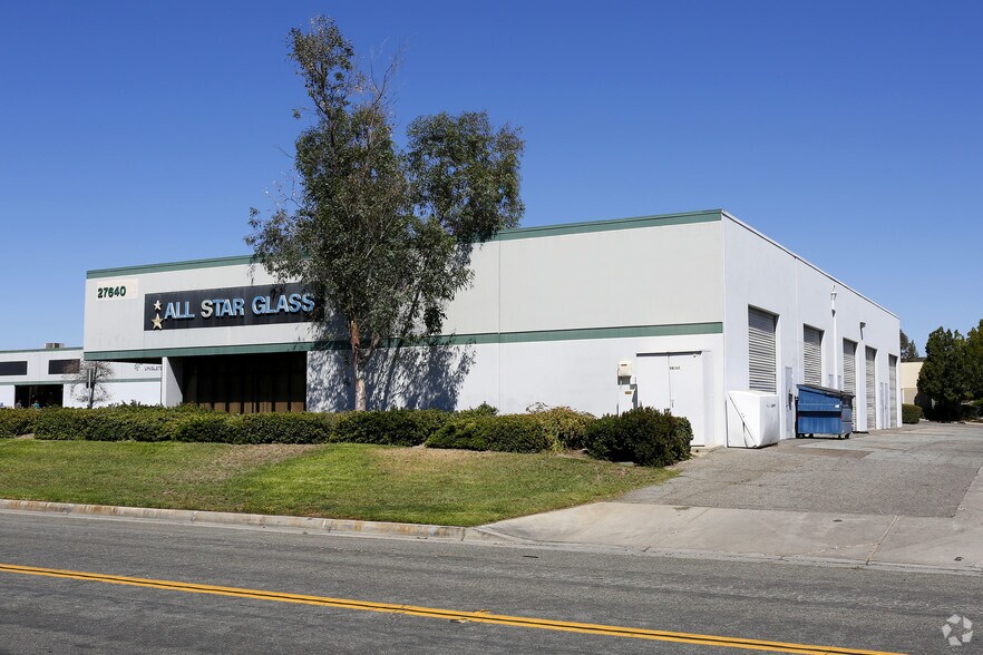 27640 Commerce Center Dr, Temecula, CA à vendre - Photo du bâtiment - Image 2 de 6