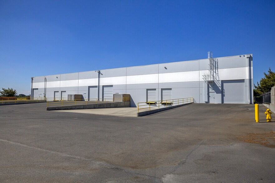 3173 Del Este Ave, Modesto, CA à vendre - Photo du bâtiment - Image 3 de 7