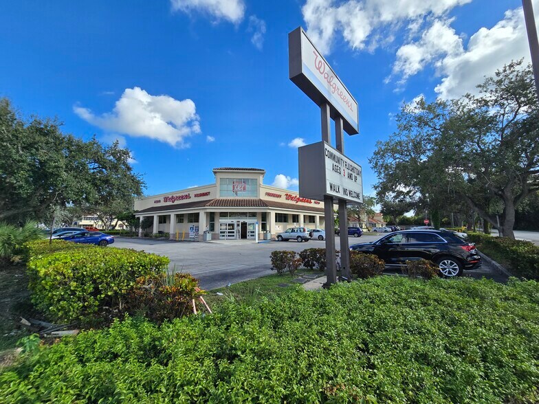 11190 SW 88th St, Miami, FL à vendre - Photo du bâtiment - Image 3 de 4