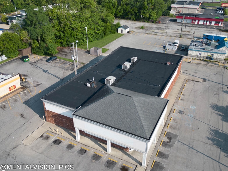 7202 Michigan Rd, Indianapolis, IN for lease - Building Photo - Image 2 of 12