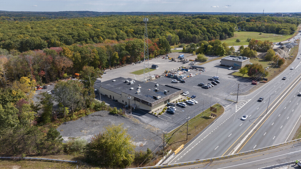 1320 Eddie Dowling Hwy, Lincoln, RI for lease - Building Photo - Image 3 of 45