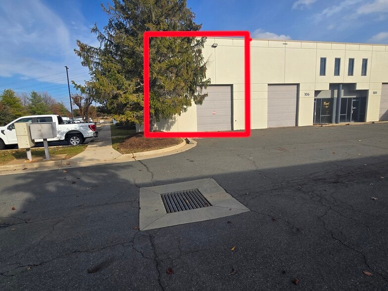 44642 Guilford Dr, Ashburn, VA for lease - Building Photo - Image 3 of 11