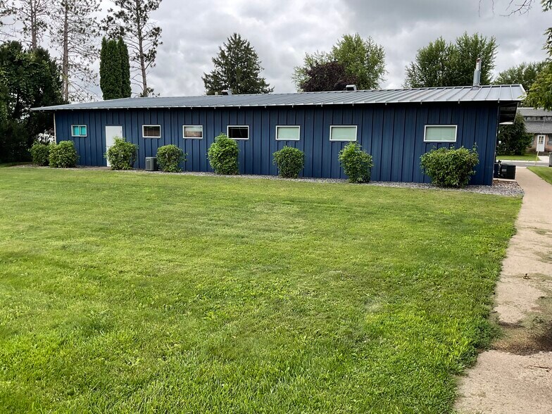 400 Broadway Ave N, Foley, MN à vendre - Photo du bâtiment - Image 2 de 36