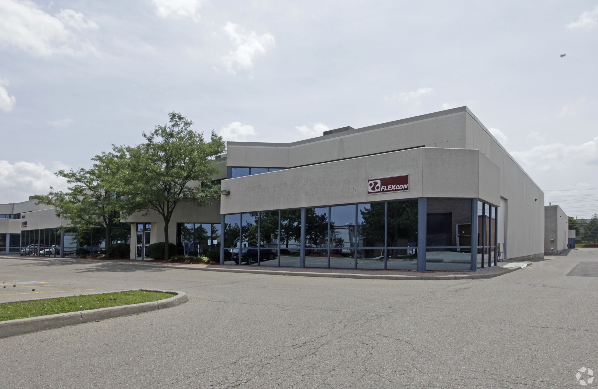 1020 Lorimar Dr, Mississauga, ON for sale Primary Photo- Image 1 of 1