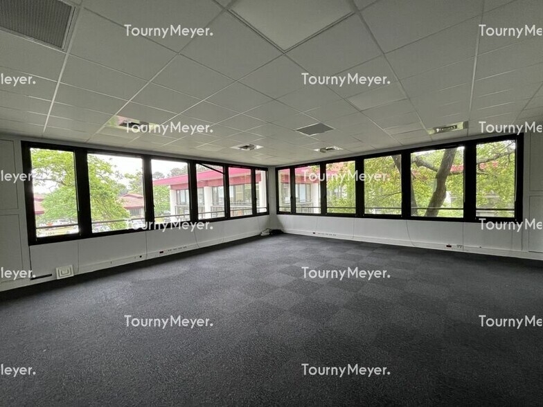 Bureau dans Mérignac à louer - Photo du bâtiment - Image 3 de 8
