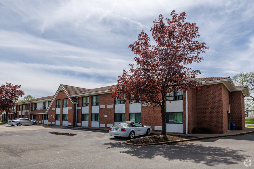 6577 Baptist Way, East Syracuse, NY for sale - Building Photo - Image 2 of 5