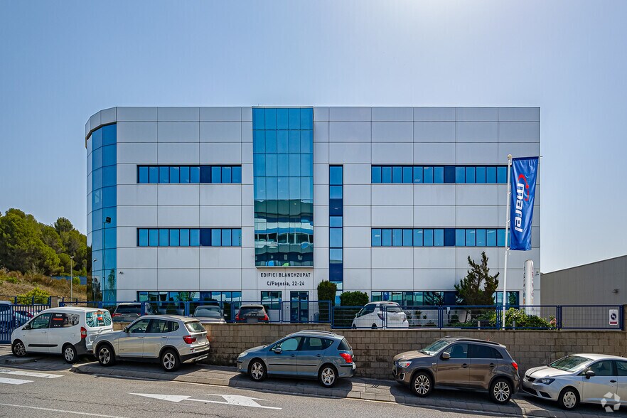 Bureau dans Rubí, Barcelona à louer - Photo du bâtiment - Image 2 de 5