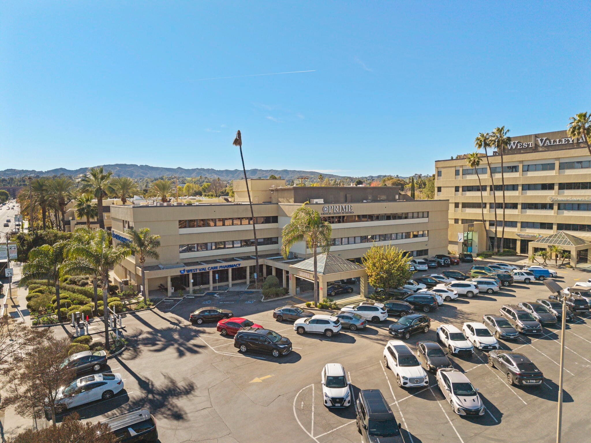 5353-5363 Balboa Blvd, Encino, CA for lease Primary Photo- Image 1 of 22