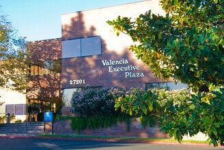 27201 Tourney Rd, Valencia, CA à louer Photo intérieure- Image 2 de 2