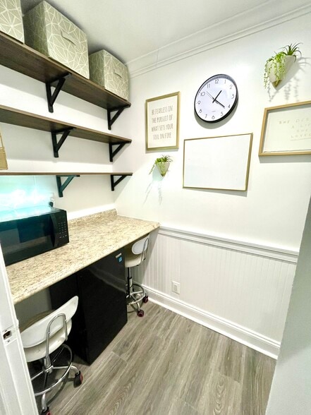 6559-6581 Edsall Rd, Springfield, VA for lease - Interior Photo - Image 3 of 5