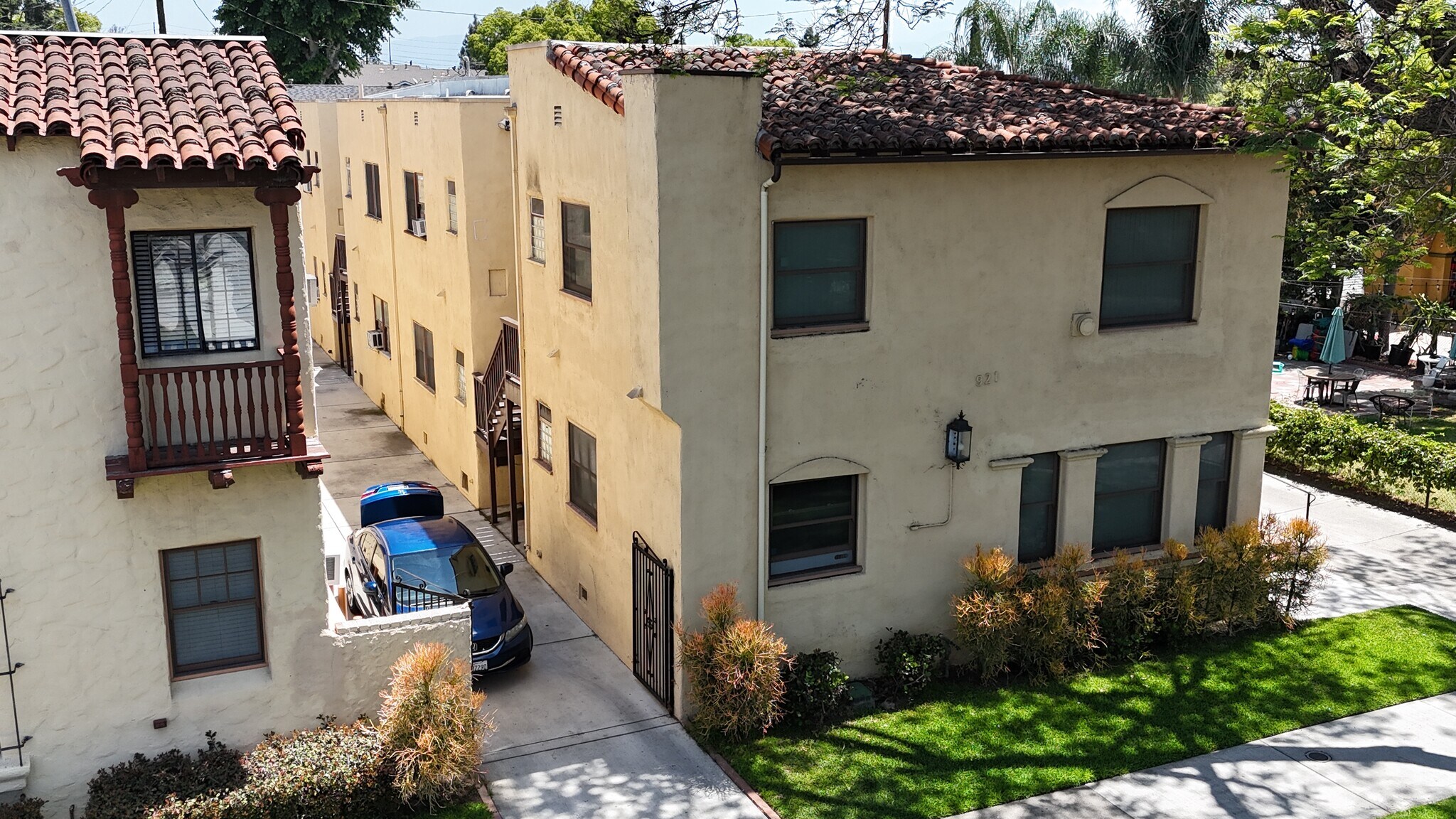 921 N Lacy St, Santa Ana, CA à vendre Photo du bâtiment- Image 1 de 39