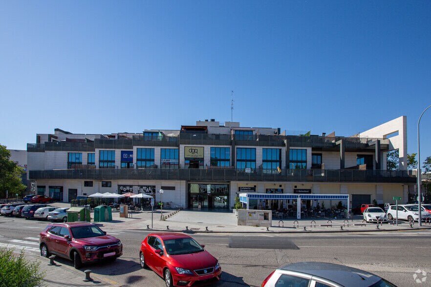 Avenida de la Industria, 13, Alcobendas, Madrid à vendre - Photo du bâtiment - Image 3 de 4
