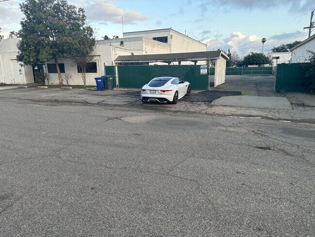 More details for 529 W 4th Ave, Escondido, CA - Industrial for Lease