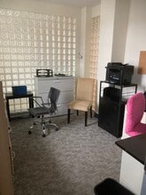 3510 Clinton Pl, Lawrence, KS for lease Interior Photo- Image 2 of 35