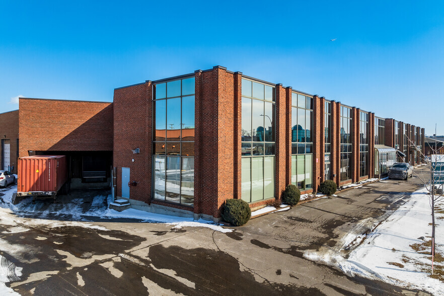 8665 Boul Langelier, Montréal, QC à vendre - Photo principale - Image 1 de 21