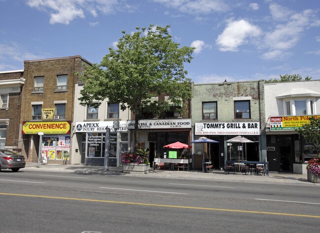 Plus de détails pour 1200-1202 Danforth Ave, Toronto, ON - Commerce de détail à vendre