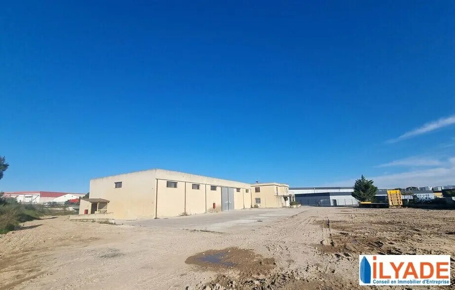 Rue De La Glacière, Vitrolles for lease - Building Photo - Image 1 of 11