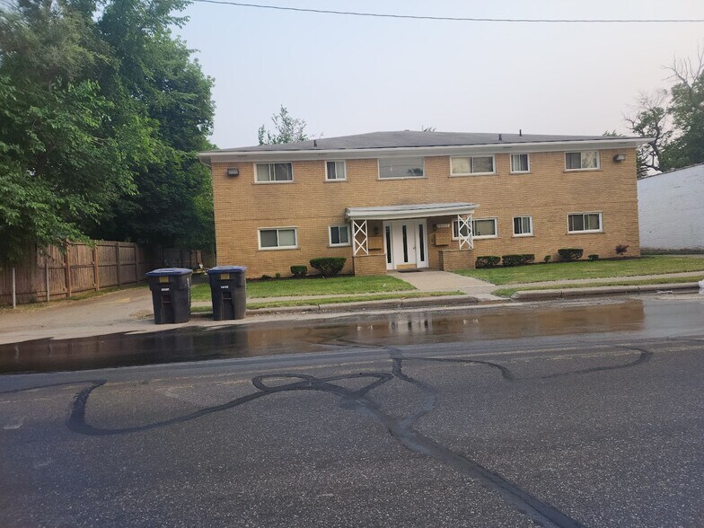 18333 Schoolcraft, Detroit, MI à vendre - Photo principale - Image 1 de 1