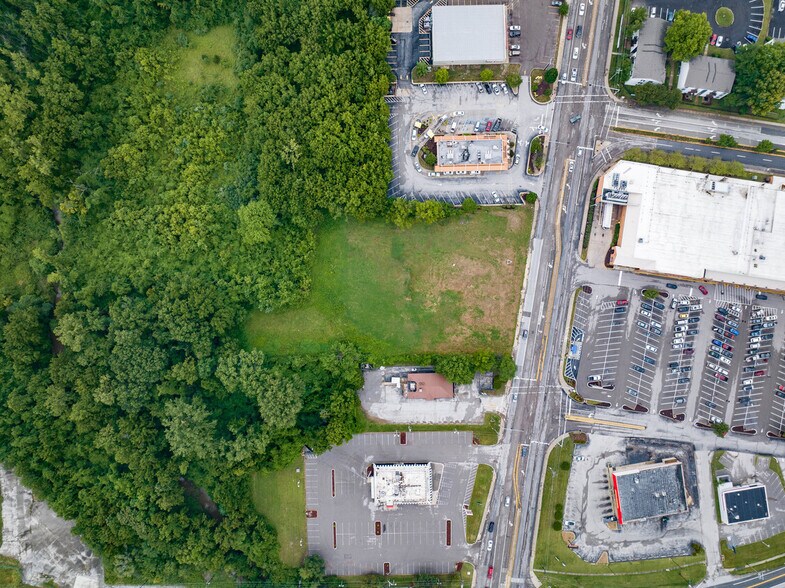 11061-11075 Bellefontaine Rd, Saint Louis, MO for lease - Aerial - Image 2 of 3