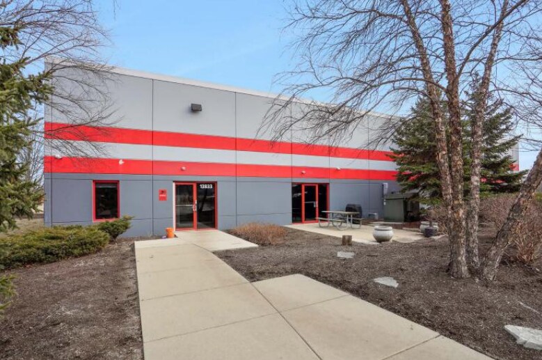 13833 W Boulton Blvd, Lake Forest, IL à vendre - Photo du bâtiment - Image 2 de 18