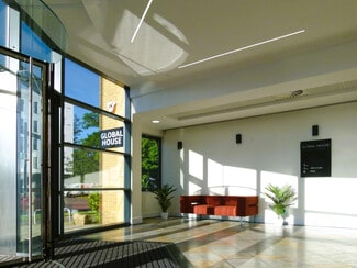 More details for High St, Crawley - Office for Lease