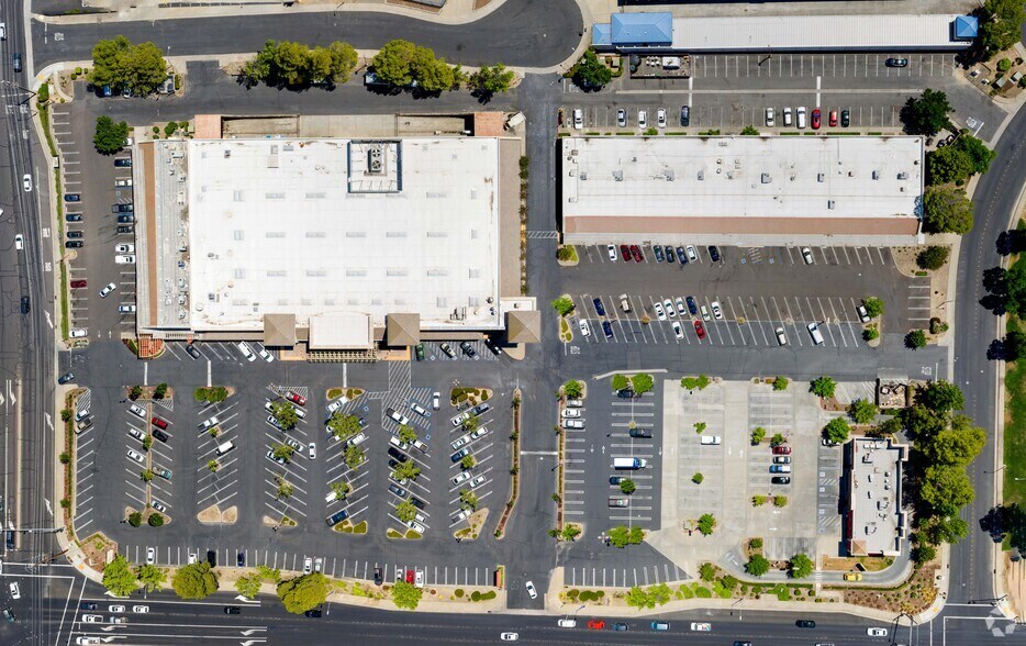 1089 Sunrise Ave, Roseville, CA à louer - Aérien - Image 3 de 4