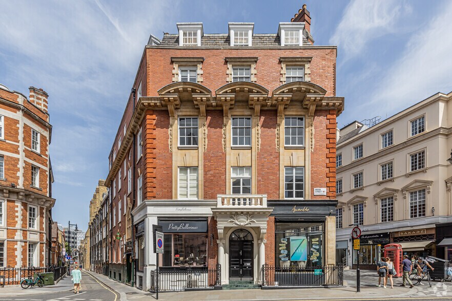 34 Brook St, Londres à louer - Photo du bâtiment - Image 3 de 4