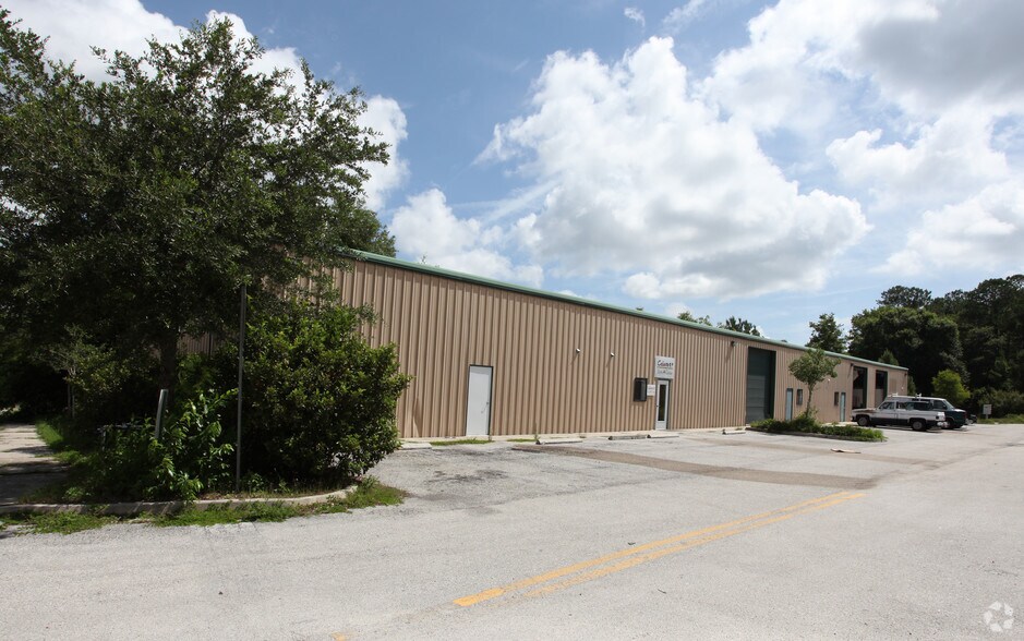 9751 Mining Dr, Jacksonville, FL for lease - Building Photo - Image 3 of 9