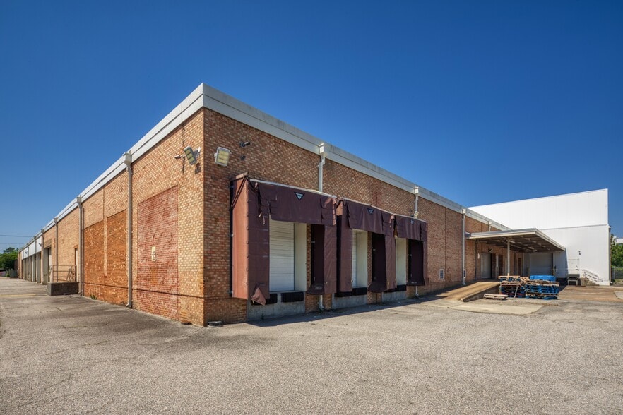 5404 Virginia Beach Blvd, Virginia Beach, VA for sale - Building Photo - Image 3 of 5