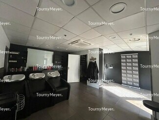 Plus de détails pour Commerce de détail à louer