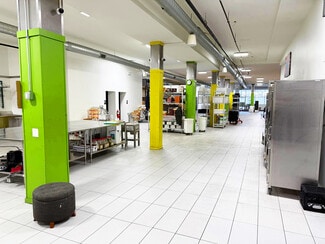 Plus de détails pour 4652 N Sheridan Rd, Chicago, IL - Commerce de détail à louer